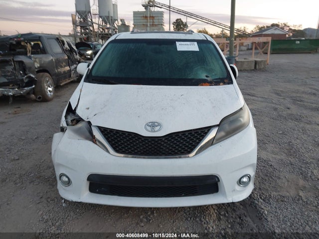 Toyota SIENNA SE 2016 5TDXK3DC6GS718898 Image 12