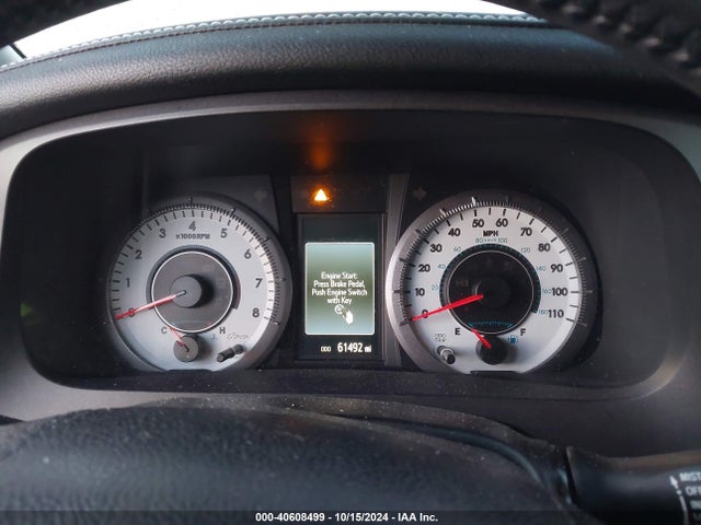 5TDXK3DC6GS718898 Toyota SIENNA SE