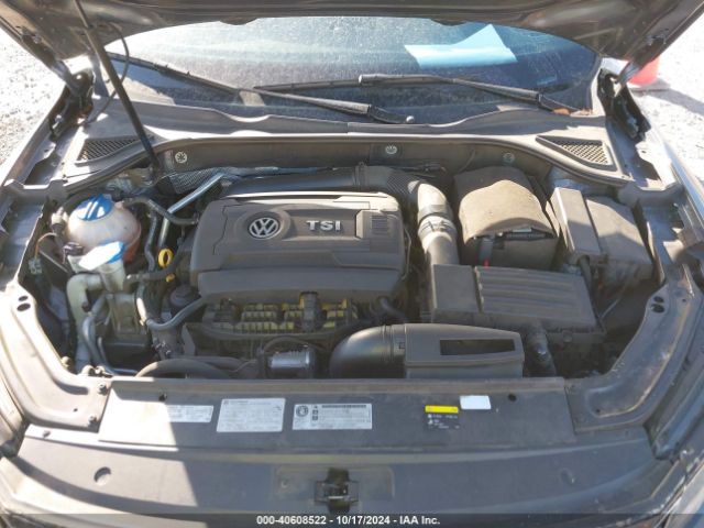 1VWAT7A35HC011841 Volkswagen Passat 1.8t S