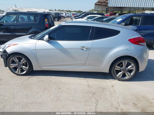 Hyundai Veloster Value Edition 2017 KMHTC6AD1HU318895 Image 14