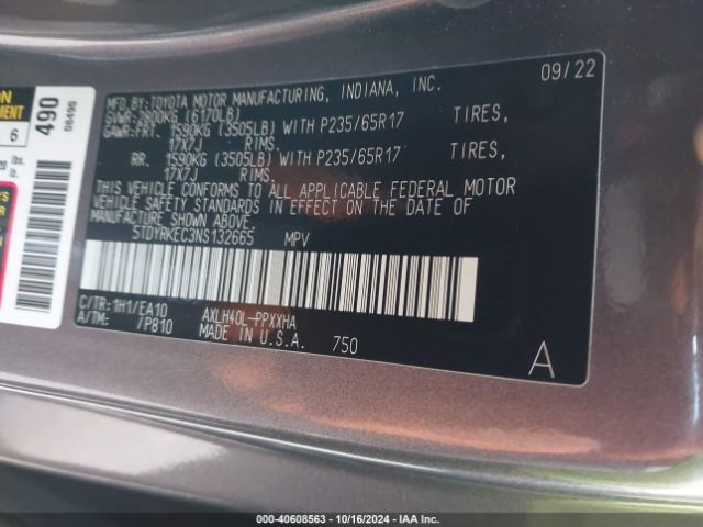 5TDYRKEC3NS132665 Toyota SIENNA XLE