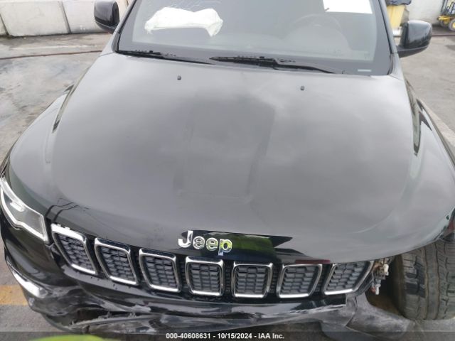 1C4RJEAG5HC846521 Jeep Grand Cherokee Laredo 4x2