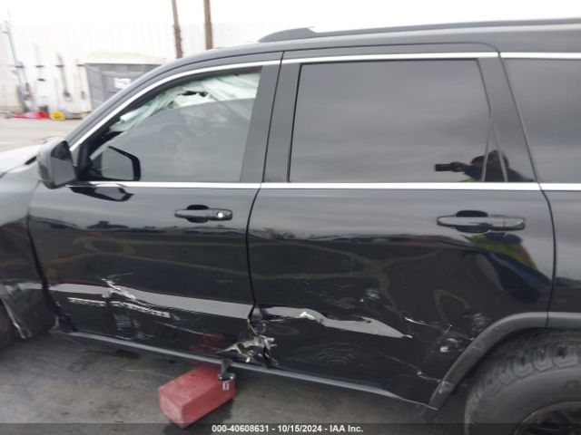 1C4RJEAG5HC846521 Jeep Grand Cherokee Laredo 4x2