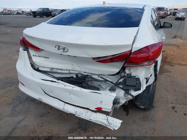 5NPD84LF1JH231527 Hyundai ELANTRA SEL