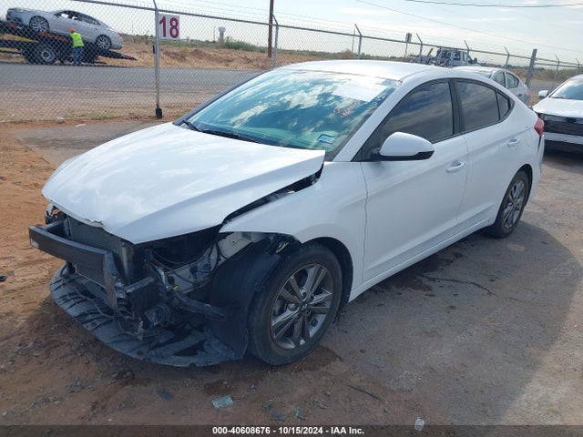 5NPD84LF1JH231527 Hyundai ELANTRA SEL