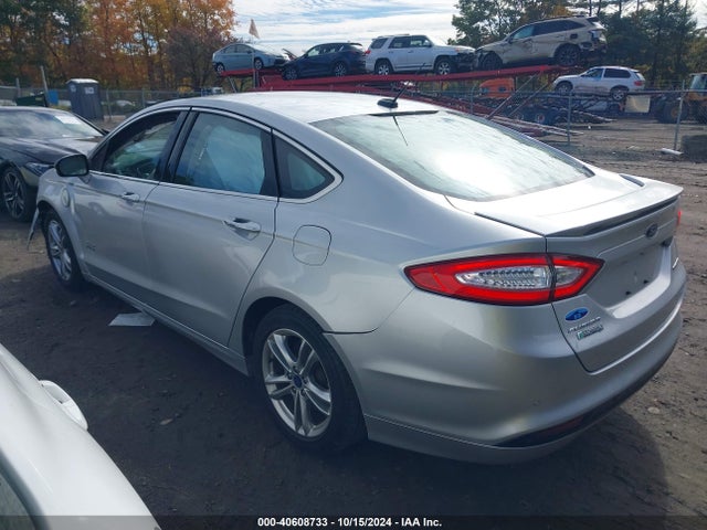 3FA6P0SU6GR123081 Ford Fusion Energi Titanium