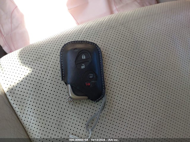 Lexus 460 2016 JTJBM7FX1G5132401 Image 11
