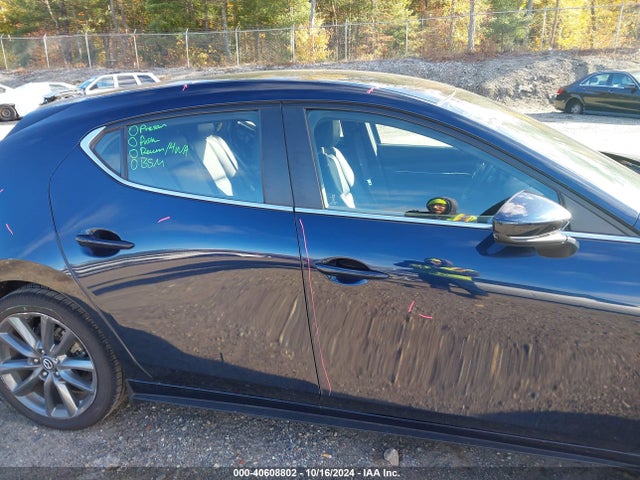 Mazda MAZDA3 2019 JM1BPAJM5K1117727 Image 13