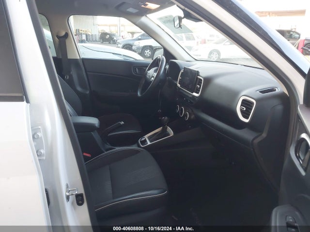 Hyundai Venue Limited 2023 KMHRC8A34PU211903 Image 5