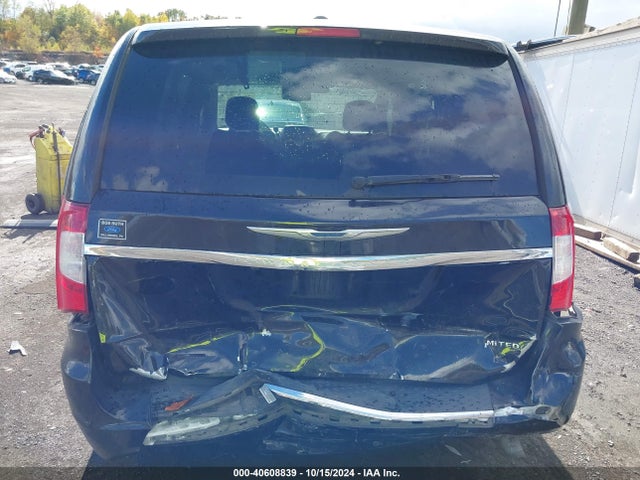 2C4RC1JG0GR134149 Chrysler Town & Country Limited