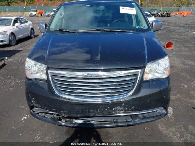 2C4RC1JG0GR134149 Chrysler Town & Country Limited