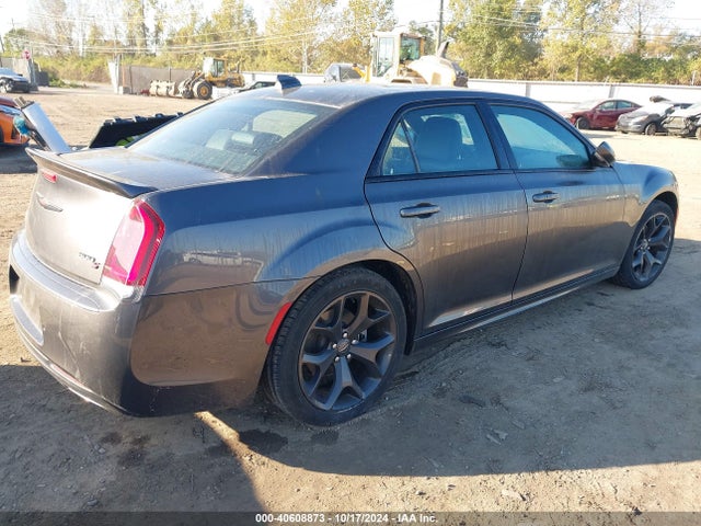 2C3CCABT3MH585700 Chrysler 300 300s