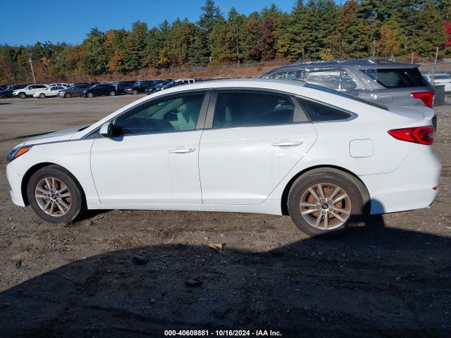 Hyundai SONATA SE 2016 5NPE24AF4GH287513 Image 14