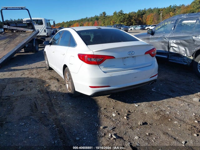 Hyundai SONATA SE 2016 5NPE24AF4GH287513 Image 3