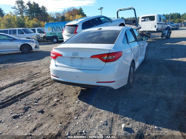 Hyundai SONATA SE 2016 5NPE24AF4GH287513 Image 4