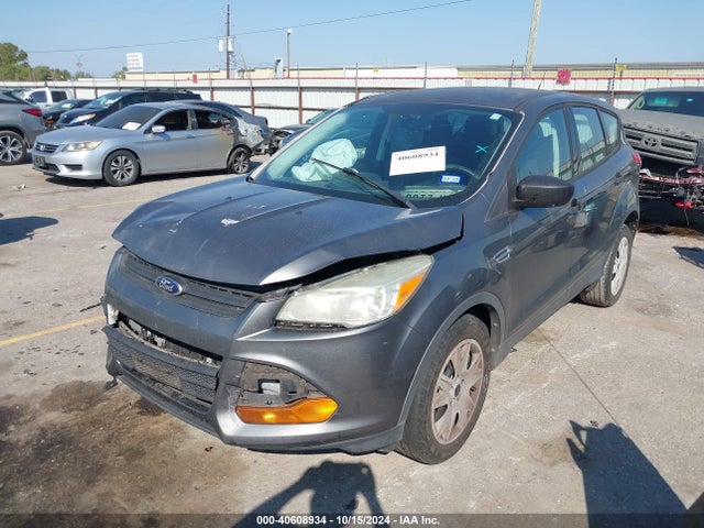 Ford ESCAPE S 2014 1FMCU0F71EUC51577 Image 2