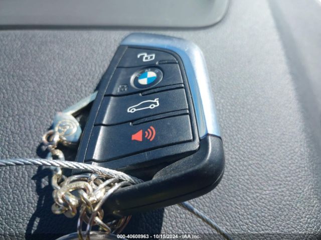 3MW5U7J09M8B56015 BMW 3 Series M340i