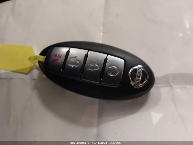JN8AT2MV1HW271207 Nissan ROGUE SV