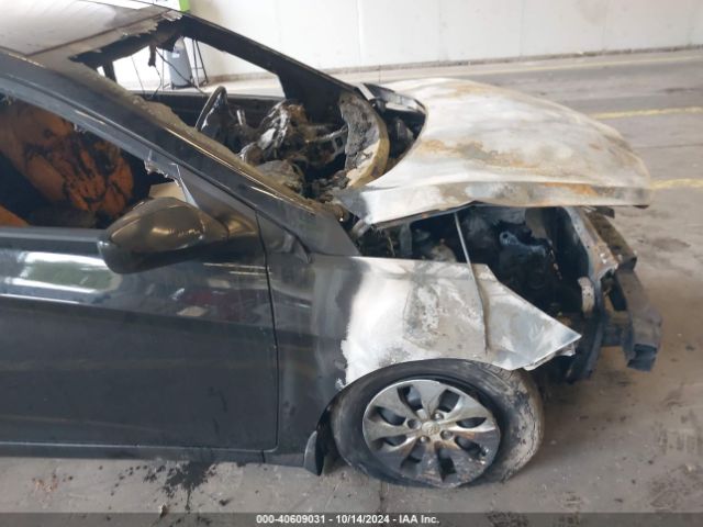 KMHCT4AE8GU139281 Hyundai ACCENT SE