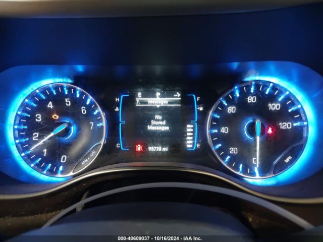 2C4RC1DG4LR157021 Chrysler Voyager Lxi