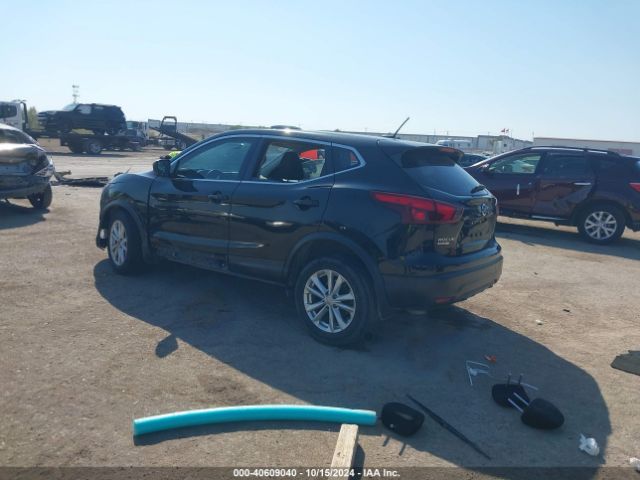 JN1BJ1CP9JW194520 Nissan Rogue Sport S