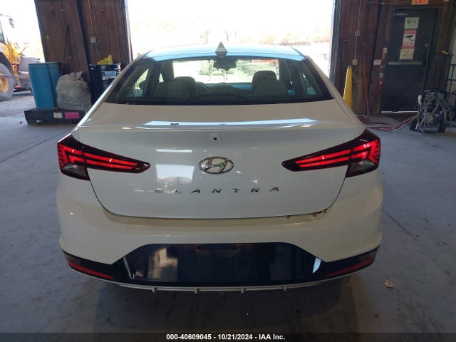 Hyundai Elantra Value Edition 2019 5NPD84LF4KH458485 Image 17