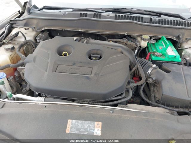 3FA6P0H92HR105651 Ford FUSION SE