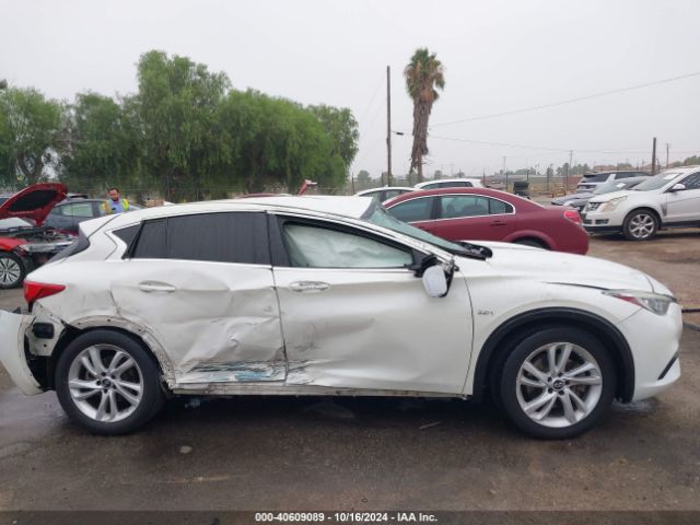 SJKCH5CP6HA039450 Infiniti QX30