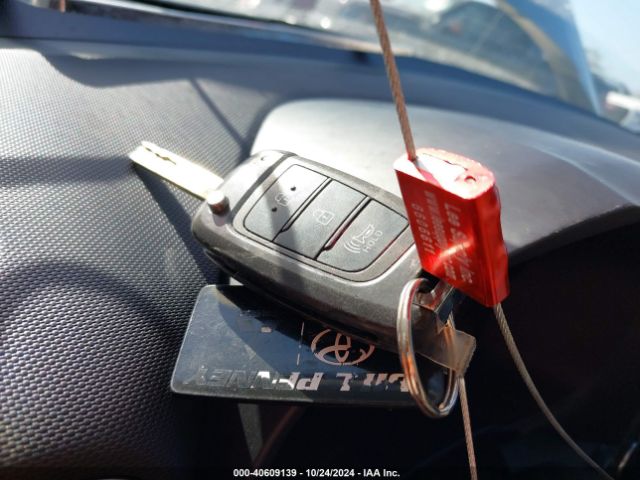 KMHRB8A3XNU186392 Hyundai Venue Se