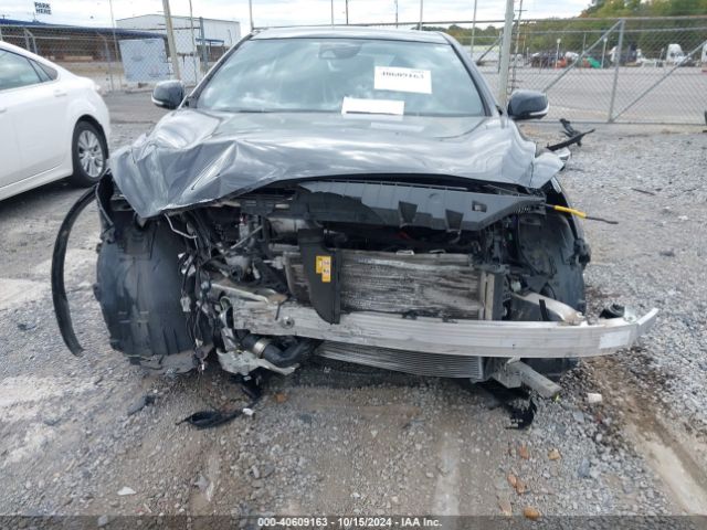SJKCH5CP5JA055113 Infiniti Qx30 Sport