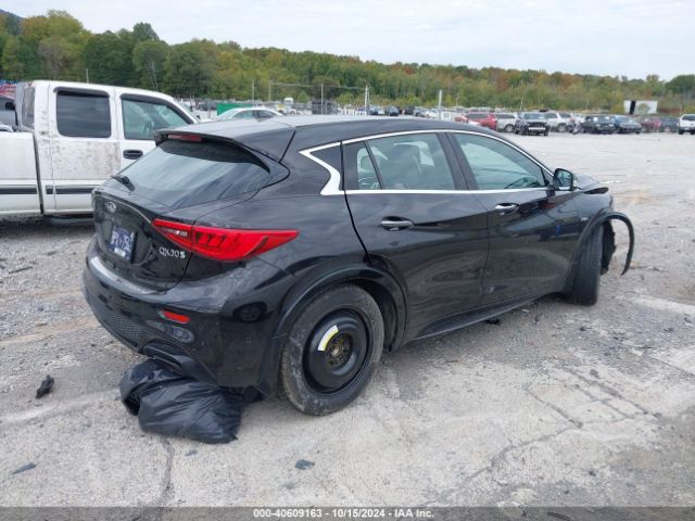 SJKCH5CP5JA055113 Infiniti Qx30 Sport