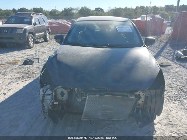 3MYDLBYV3KY500300 Toyota YARIS LE