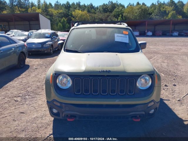 ZACCJBCTXFPB79579 Jeep Renegade Trailhawk