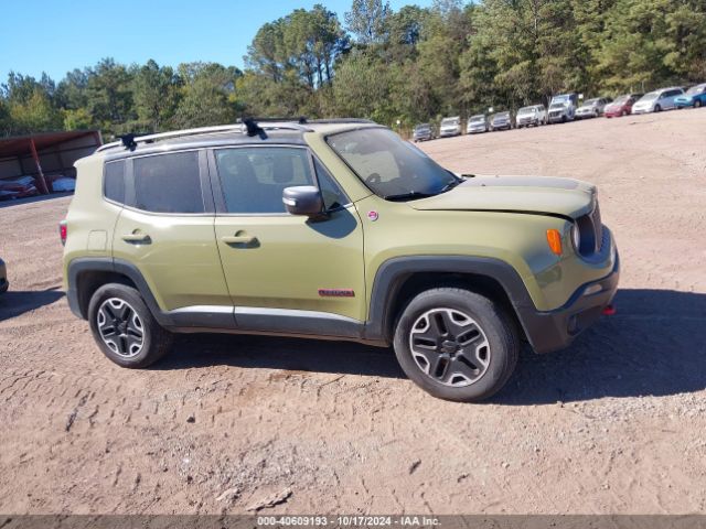 ZACCJBCTXFPB79579 Jeep Renegade Trailhawk