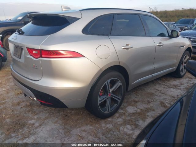 2017 JAGUAR F-PACE SADCM2BV4HA881057 Photo 3