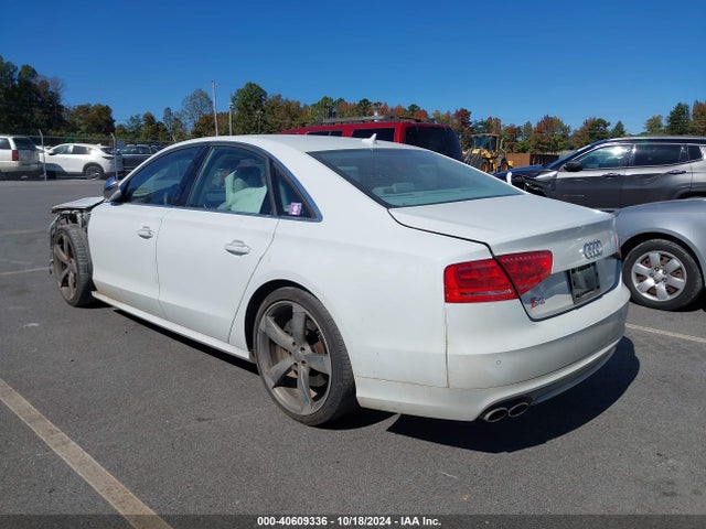Audi S8 4.0t 2014 WAUD2AFD9EN004342 Image 3