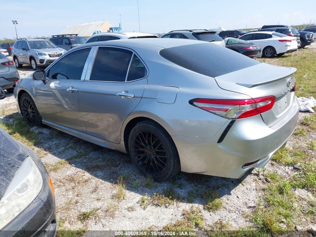 4T1B11HK8JU155953 Toyota CAMRY SE