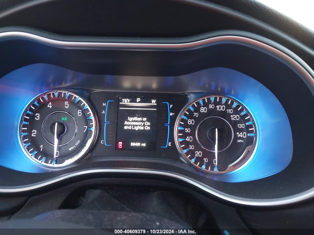 1C3CCCAB5FN594946 Chrysler 200