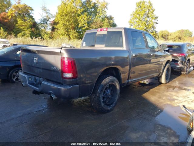 1C6RR7MT5ES147198 RAM 1500 Sport