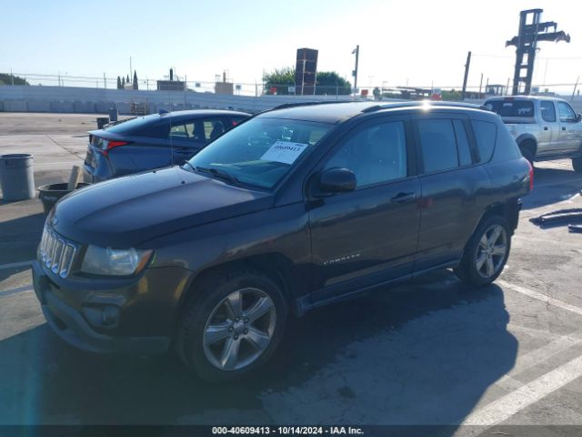1C4NJCEB8ED690868 Jeep Compass Latitude