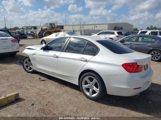 WBA3B1C59FK140854 BMW 320i