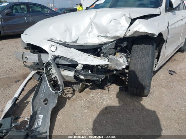 WBA3B1C59FK140854 BMW 320i
