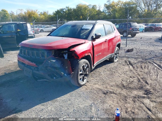 3C4NJDDB8JT262715 Jeep Compass Trailhawk 4x4