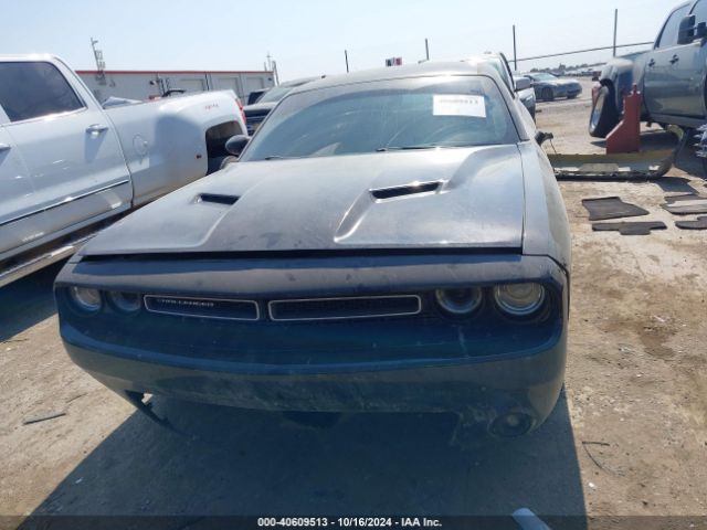 2C3CDZAG3GH279892 Dodge Challenger Sxt Plus