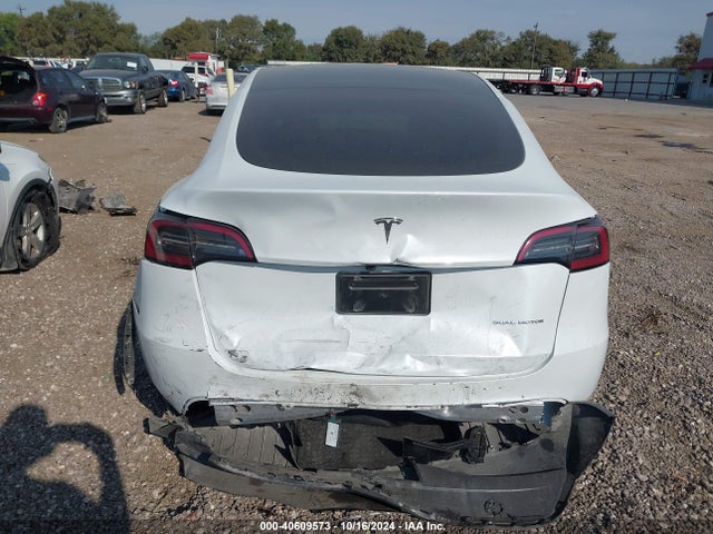 2023 TESLA MODEL Y 7SAYGDEE2PA155705 Photo 5