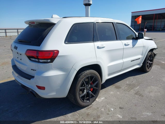 1C4RJFDJ3JC267188 Jeep Grand Cherokee Srt 4x4