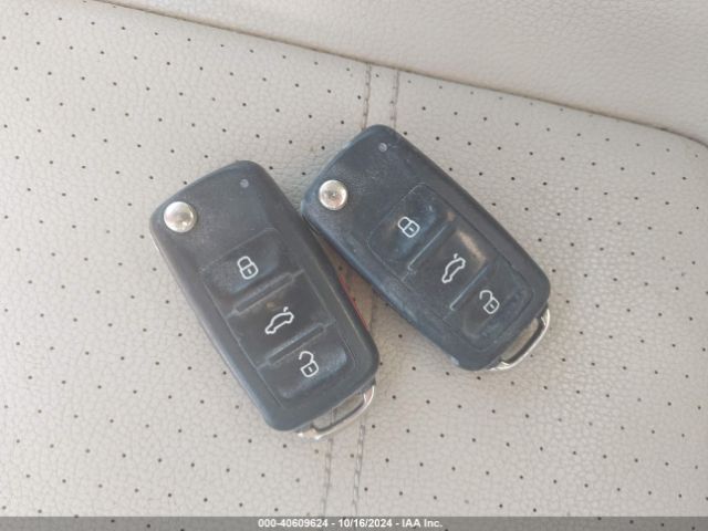 1VWBV7A36FC096071 Volkswagen Passat 2.0l Tdi Se
