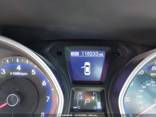 KMHD35LH3GU315865 Hyundai ELANTRA GT