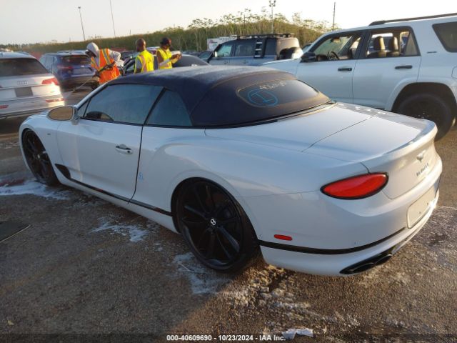 2022 BENTLEY CONTINENTAL GT SCBDG4ZG6NC002140 Photo 2