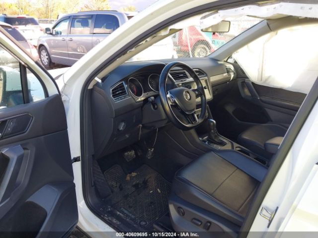 3VV3B7AX8JM047076 Volkswagen Tiguan 2.0t Se/2.0t Sel